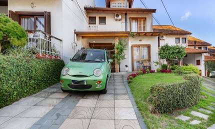 Casa em condomínio fechado com 3 quartos à venda na Avenida Eduardo Prado, --, Cavalhada, Porto Alegre por R$ 750.000
