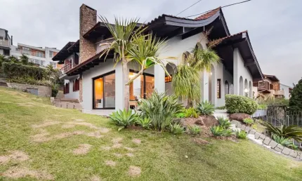 Casa em condomínio fechado com 4 quartos à venda na Rua Alcebíades Antônio dos Santos, --, Nonoai, Porto Alegre por R$ 3.900.000