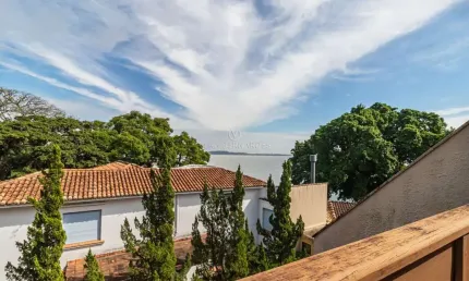 Casa em condomínio fechado com 3 quartos à venda na Rua Padre João Batista Reus, --, Vila Conceição, Porto Alegre por R$ 1.290.000
