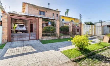 Casa com 4 quartos à venda na Avenida Tramandaí, 1152, Ipanema, Porto Alegre por R$ 790.000