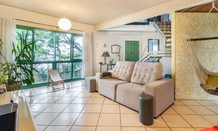 Casa com 3 quartos à venda na rua doutor pitrez, --, ipanema, porto alegre por r$ 680.000