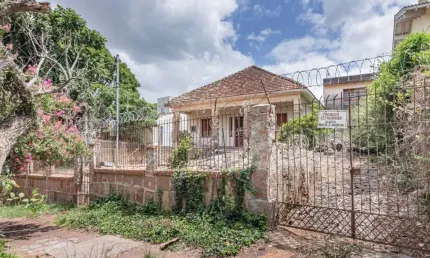 Terreno à venda na Avenida Cai, 262, Cristal, Porto Alegre por R$ 1.400.000
