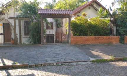 Terreno à venda na Rua Curupaiti, --, Cristal, Porto Alegre por R$ 590.000