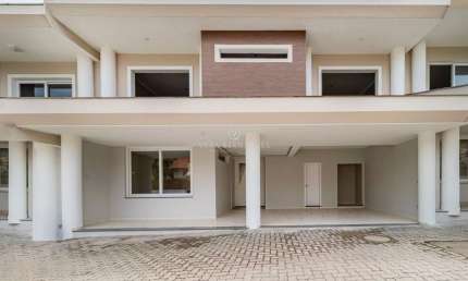 Casa em condomínio fechado com 3 quartos à venda na Avenida Coronel Marcos, --, Pedra Redonda, Porto Alegre por R$ 1.020.000