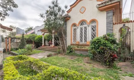 Casa com 3 quartos à venda na Rua Cariri, --, Vila Assunção, Porto Alegre por R$ 1.200.000