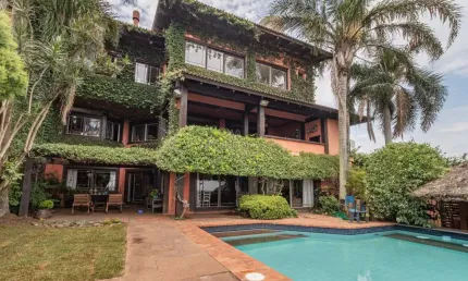 Casa em condomínio fechado com 3 quartos à venda na Rua Gilberto Laste, --, Santa Tereza, Porto Alegre por R$ 3.350.000
