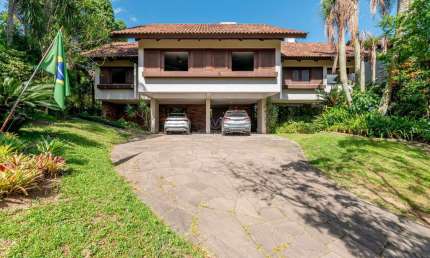 Casa em condomínio fechado com 5 quartos à venda na Avenida da Cavalhada, --, Cavalhada, Porto Alegre por R$ 3.890.000