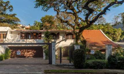 Casa com 3 quartos à venda na Rua Padre João Batista Reus, 257, Vila Conceição, Porto Alegre por R$ 1.900.000