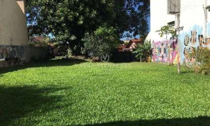 Terreno à venda na Avenida Guarujá, --, Guarujá, Porto Alegre por R$ 437.000