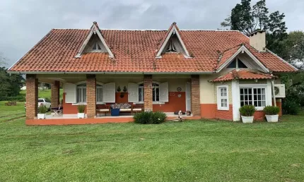 Chácara / sítio com 5 quartos à venda na Beco Passo da Taquara, --, São Caetano, Porto Alegre por R$ 750.000