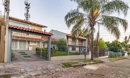 Casa com 4 quartos à venda na Rua Leme, 649, Ipanema, Porto Alegre por R$ 1.490.000