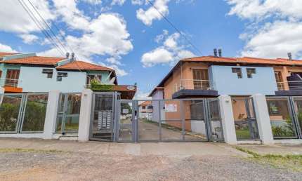 Casa em condomínio fechado com 3 quartos à venda na Avenida da Serraria, --, Espírito Santo, Porto Alegre por R$ 325.000