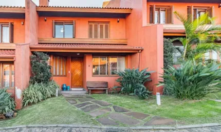 Casa em condomínio fechado com 3 quartos à venda na Avenida Cai, --, Cristal, Porto Alegre por R$ 1.390.000