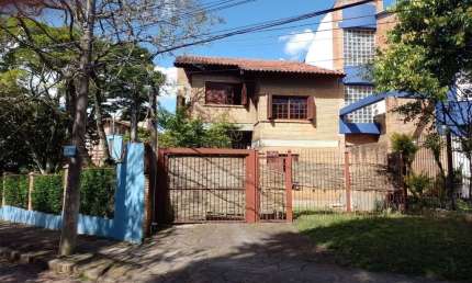 Casa com 3 quartos à venda na Rua Professor Emílio Meyer, 22, Vila Conceição, Porto Alegre por R$ 825.000