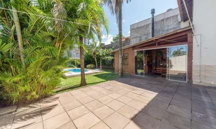 Casa com 3 quartos à venda na Rua Padre João Batista Reus, 1970, Vila Conceição, Porto Alegre por R$ 850.000