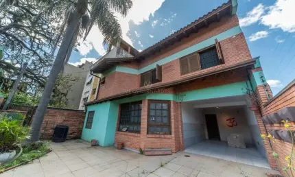 Casa com 5 quartos à venda na Rua Santa Flora, --, Nonoai, Porto Alegre por R$ 810.000