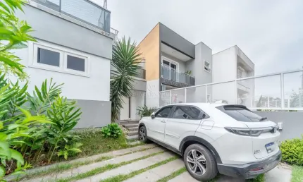 Casa com 3 quartos à venda na Rua Fabiana Kila de Ávila, --, Hípica, Porto Alegre por R$ 798.000