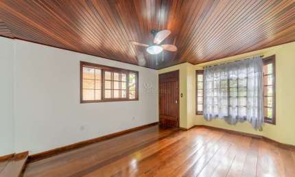 Casa com 3 quartos à venda na Rua José Kanan Aranha, --, Jardim Isabel, Porto Alegre por R$ 839.000