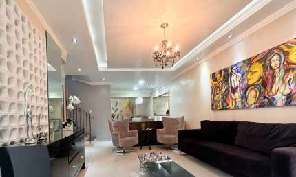 Casa com 3 quartos à venda na Avenida Celestino Bertolucci, 420, Aberta dos Morros, Porto Alegre por R$ 1.150.000