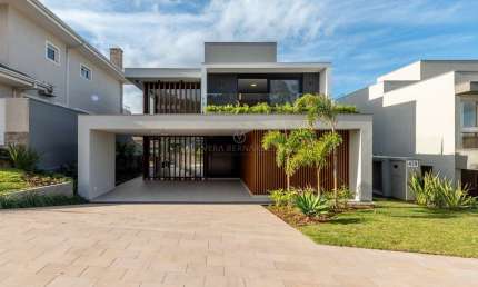 Casa em condomínio fechado com 3 quartos à venda na Estrada das Três Meninas, 1400, Vila Nova, Porto Alegre por R$ 2.950.000