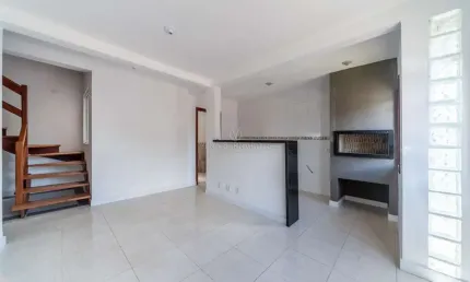Casa com 2 quartos à venda na Rua Izar Faria Correa Sant'Anna, --, Hípica, Porto Alegre por R$ 480.000