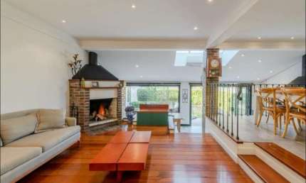 Casa com 3 quartos à venda na Rua General Tadeusz Kosciuszko, 38, Jardim Isabel, Porto Alegre por R$ 1.490.000