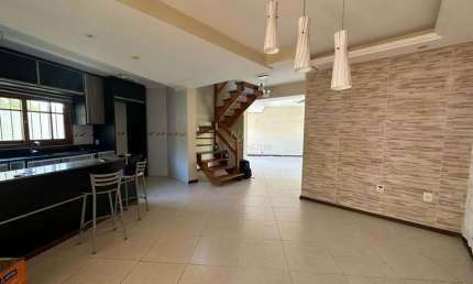 Casa em condomínio fechado com 3 quartos à venda na Rua Doutor Miguel Vieira Ferreira, --, Ipanema, Porto Alegre por R$ 530.000