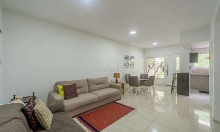 Casa em condomínio fechado com 3 quartos à venda na Avenida Padre Cacique, --, Praia de Belas, Porto Alegre por R$ 1.900.000