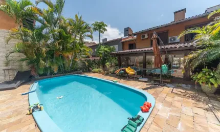 Casa com 4 quartos à venda na Rua Adão Pinheiro da Silva, --, Ipanema, Porto Alegre por R$ 990.000