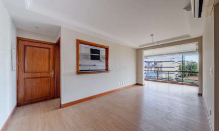 Apartamento com 3 quartos à venda na Rua Doutor Barcelos, 1130, Tristeza, Porto Alegre por R$ 798.000