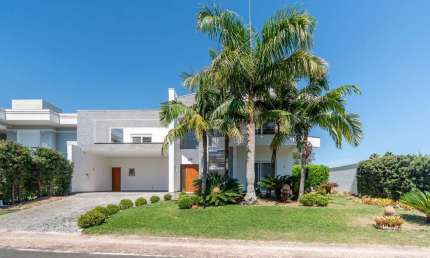Casa em condomínio fechado com 3 quartos à venda na Avenida Juca Batista, 8000, Belém Novo, Porto Alegre por R$ 2.700.000