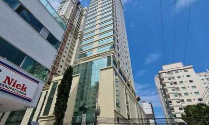 Apartamento com 3 quartos à venda na Rua 206, 349, Andorinha, Itapema por R$ 2.850.000