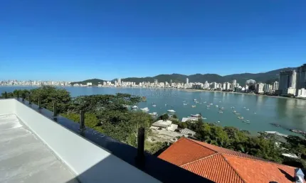 Casa com 4 quartos à venda na Rua 109 L, --, Canto da Praia, Itapema por R$ 6.990.000