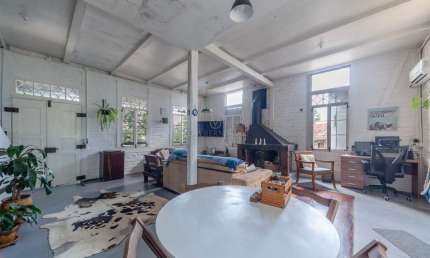 Casa com 3 quartos à venda na Rua Charruas, --, Espírito Santo, Porto Alegre por R$ 750.000