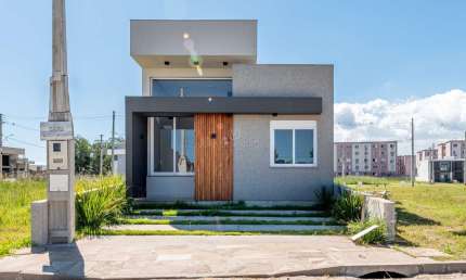 Casa em condomínio fechado com 3 quartos à venda na Lucindo Antonio Bottin, --, Hípica, Porto Alegre por R$ 549.000
