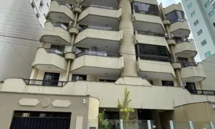 Apartamento com 2 quartos à venda na 280 A, --, Meia Praia, Itapema por R$ 830.000