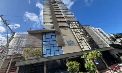 Apartamento com 3 quartos à venda na Avenida 276, --, Meia Praia, Itapema por R$ 1.430.000