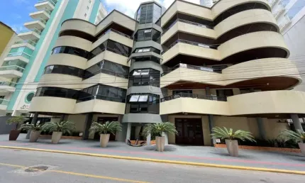 Apartamento com 2 quartos à venda na Rua 265, --, Meia Praia, Itapema por R$ 1.150.000