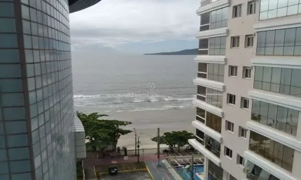 Apartamento com 3 quartos à venda na Rua 319, --, Meia Praia, Itapema por R$ 1.650.000