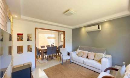 Casa com 3 quartos à venda na Rua Armando Czamanski, 135, Ipanema, Porto Alegre por R$ 650.000