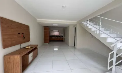Casa em condomínio fechado com 2 quartos à venda na Rua Primor, 430, Santa Luzia, Tijucas por R$ 492.000