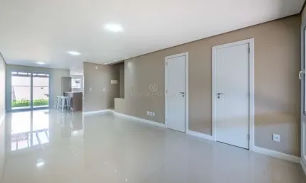 Casa com 3 quartos à venda na Rua Claudio da Silva Pinto, 325, Espírito Santo, Porto Alegre por R$ 800.000
