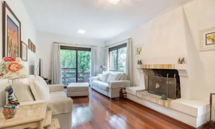 Apartamento com 3 quartos à venda na Rua Doutor Castro de Menezes, --, Tristeza, Porto Alegre por R$ 700.000