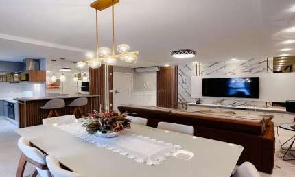Apartamento com 3 quartos à venda na Rua 236, --, Meia Praia, Itapema por R$ 2.550.000