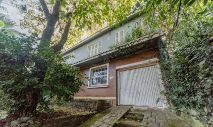 Casa com 4 quartos à venda na Rua Guaraum, --, Vila Assunção, Porto Alegre por R$ 1.065.000