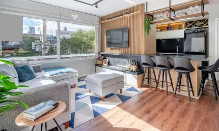 Apartamento com 2 quartos à venda na Rua Hugo Ribeiro, --, Menino Deus, Porto Alegre por R$ 699.000