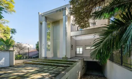 Casa com 3 quartos à venda na Rua Bororó, --, Vila Assunção, Porto Alegre por R$ 4.200.000