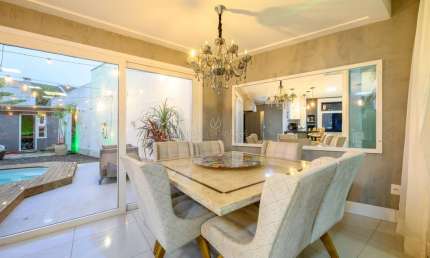 Casa com 4 quartos à venda na Rua Major Aviador Falcão, --, Hípica, Porto Alegre por R$ 980.000