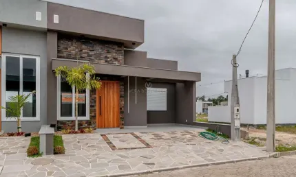 Casa em condomínio fechado com 3 quartos à venda na Avenida Juca Batista, --, Hípica, Porto Alegre por R$ 699.000