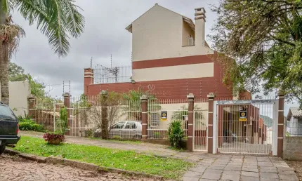 Casa em condomínio fechado com 3 quartos à venda na Rua dos Guaranis, --, Espírito Santo, Porto Alegre por R$ 450.000